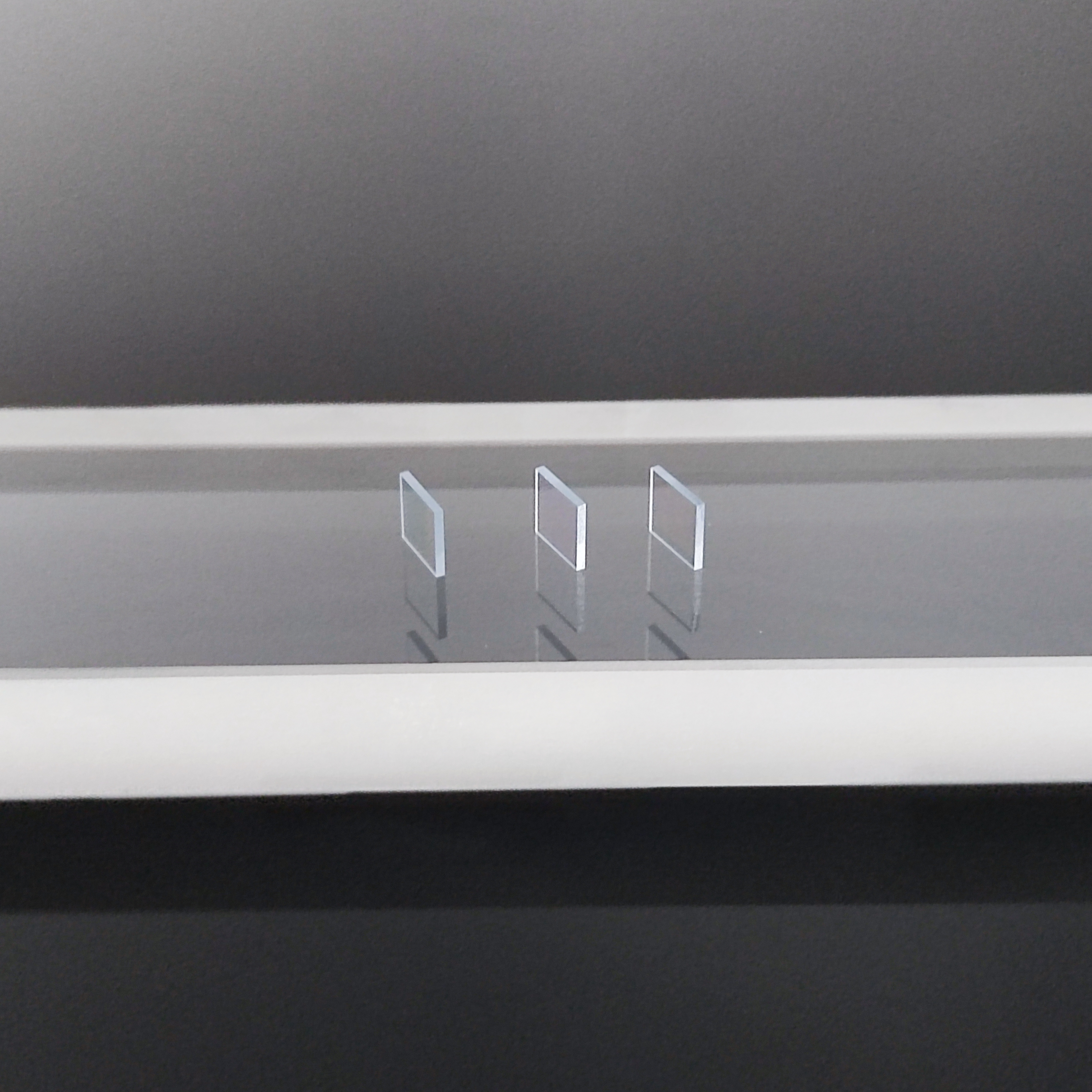 不同晶向β-Ga₂O₃衬底的制备及科研与市场应用区别分析